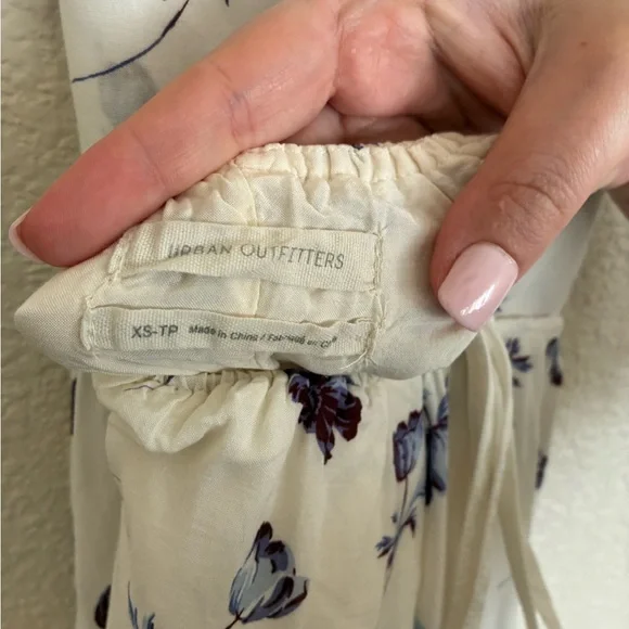 Urban Outfitters Floral Maxi Dress – XS - Picture 5 of 5